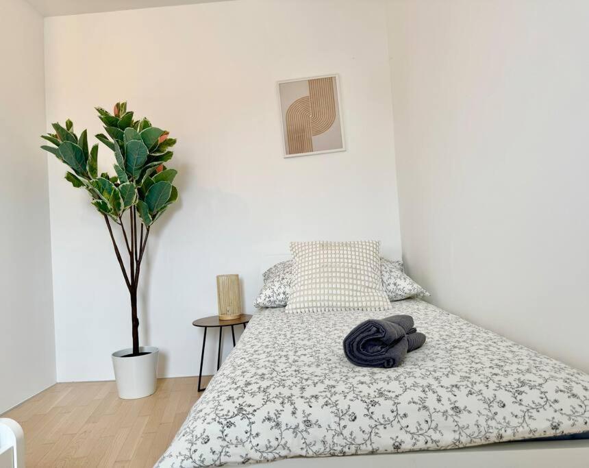 Apartment 85 M2 Modern With Free Parking Wien
